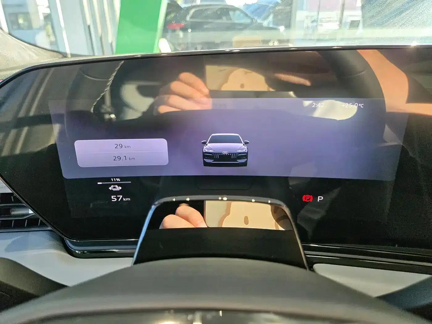 Audi A6L e-tron 2026 First Edition Qiankun Intelligent Driving Edition — миниатюра 8
