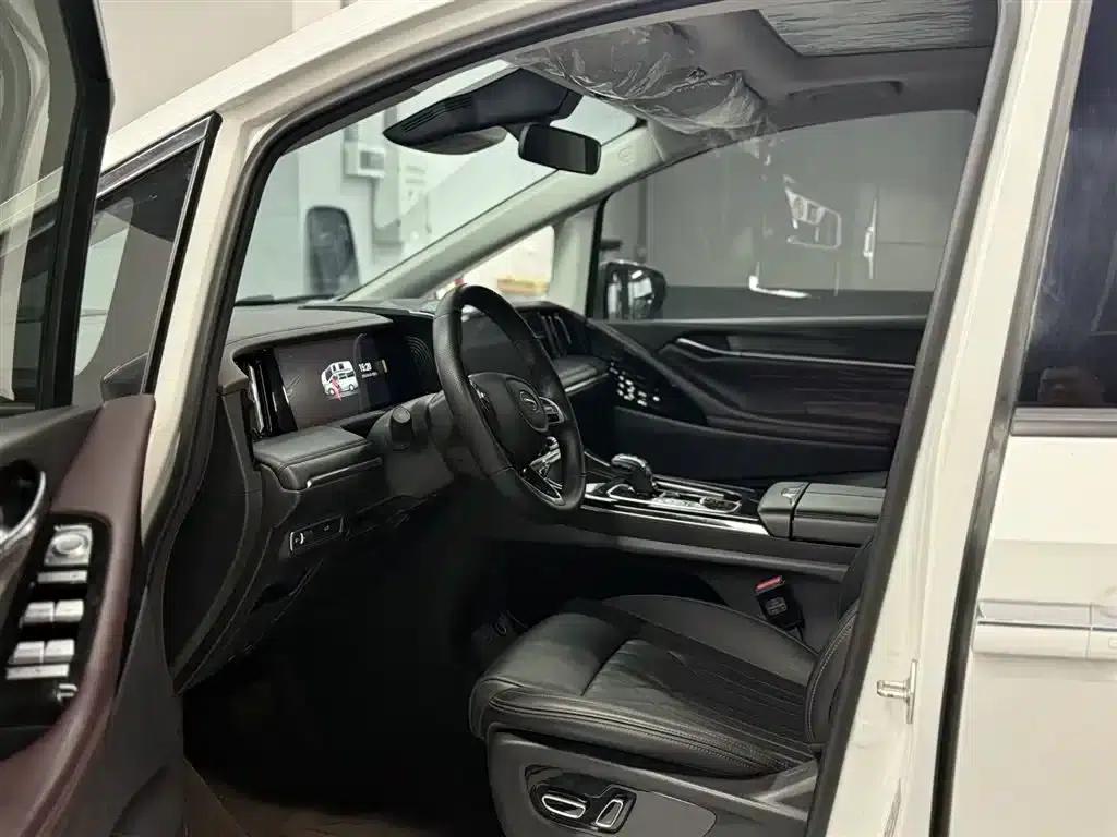 Trumpchi M8 2024 Master Series 400T Premium Edition — миниатюра 6