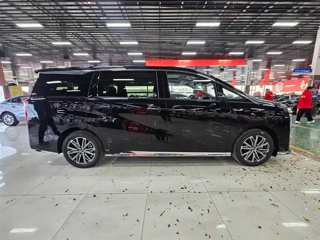 Trumpchi M8 2024 Master Series 400T Premium Edition — миниатюра 6