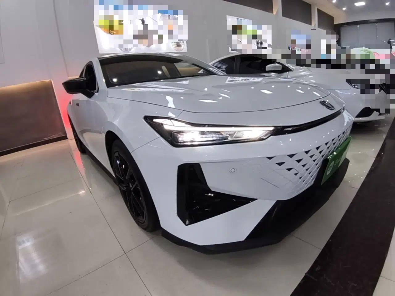 CHANGAN UNI-V 2024 1.5T Prestige Edition — миниатюра 3