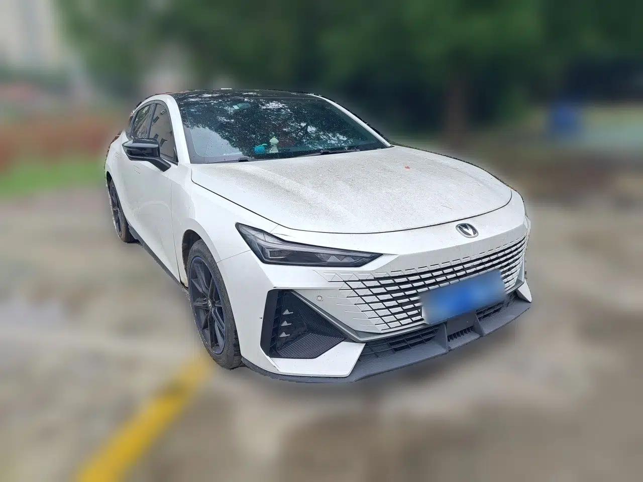 CHANGAN UNI-V 2022 1.5T Prestige Version — миниатюра 3