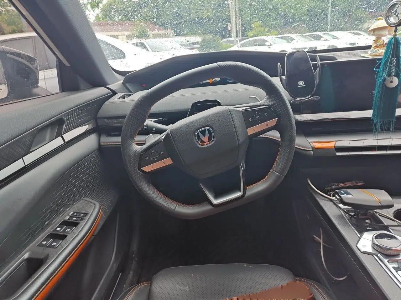 CHANGAN UNI-V 2022 1.5T Prestige Version — миниатюра 9