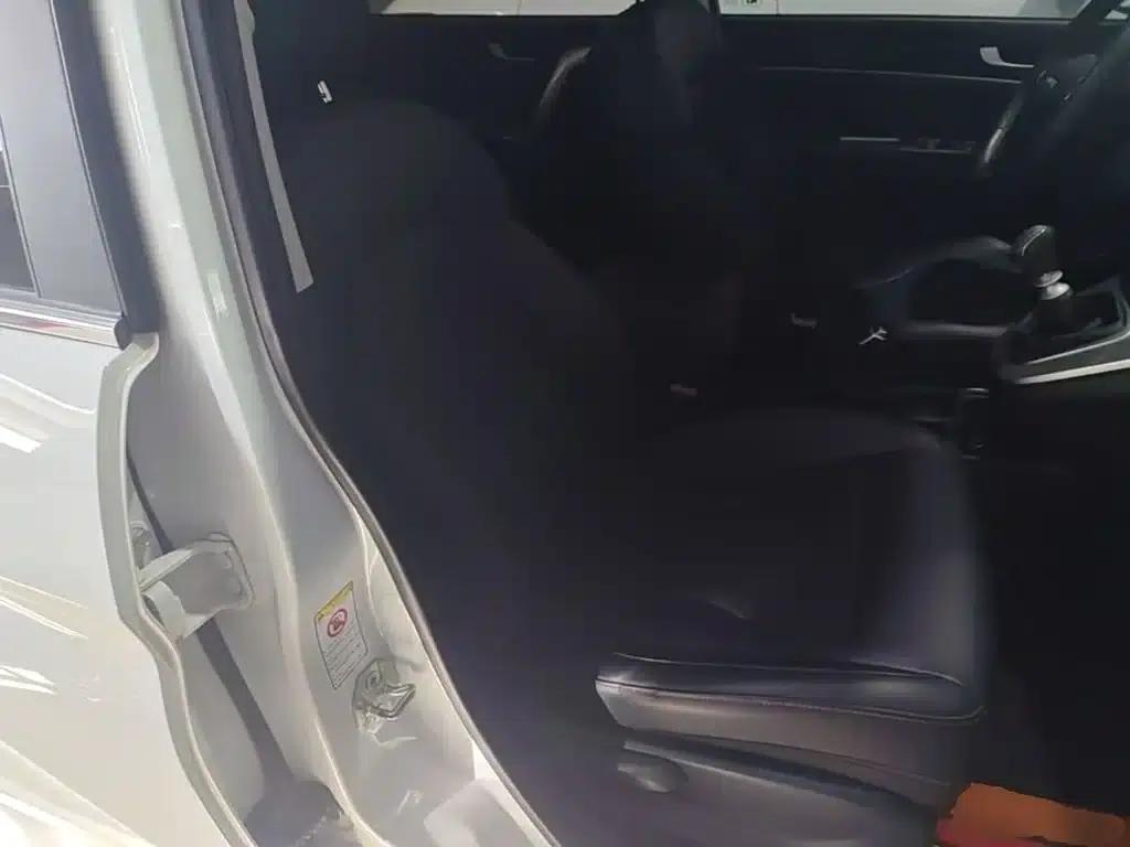 Haval M6 2018 1.5T Manual 2WD Elite — миниатюра 25