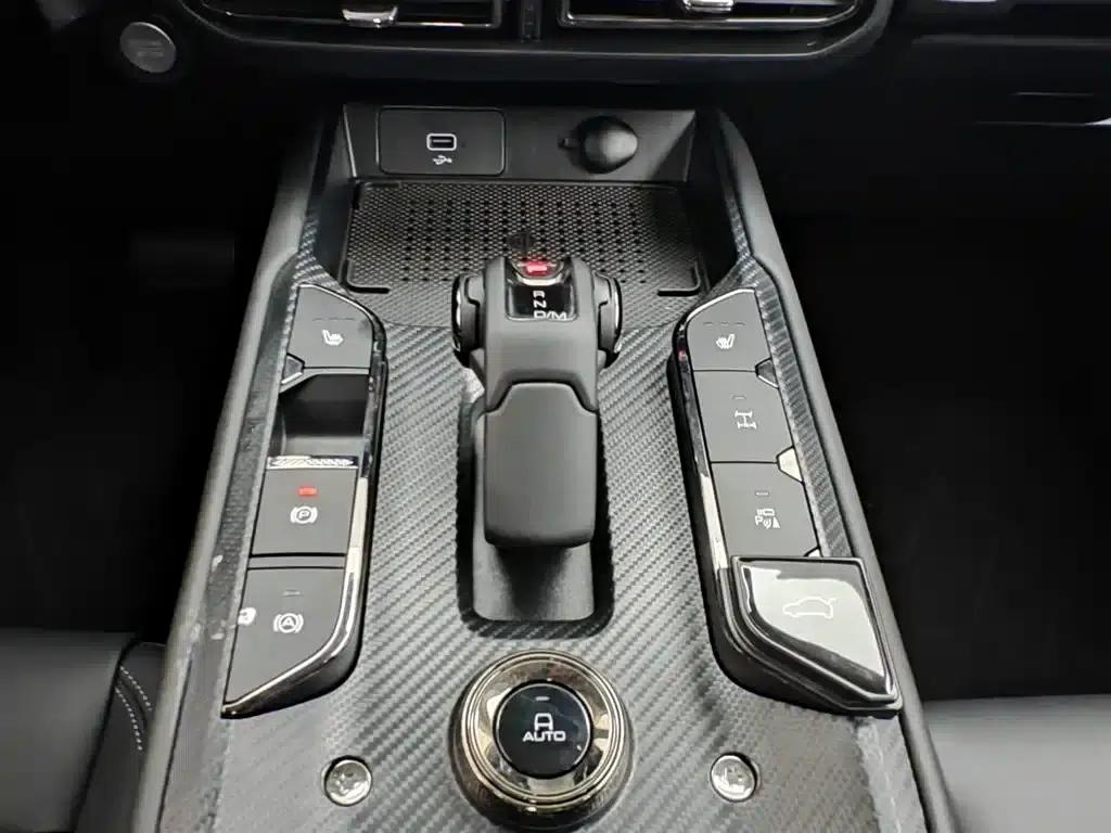Haval Big Dog PLUS 2023 2.0T 4WD Trendy Wild Plus — миниатюра 13