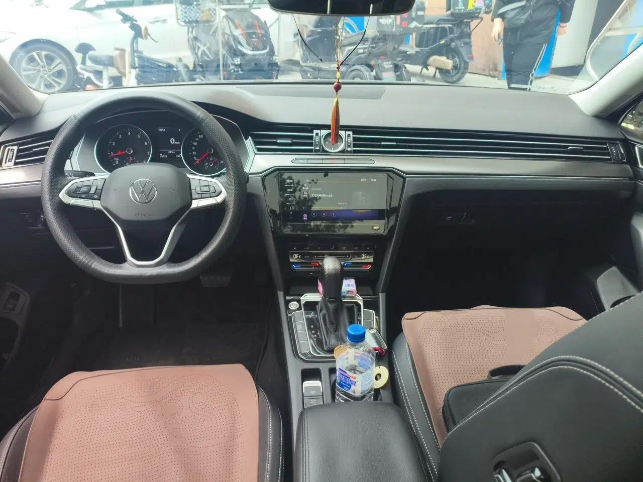 Volkswagen Magotan 2020 330TSI DSG Leading Model — миниатюра 9