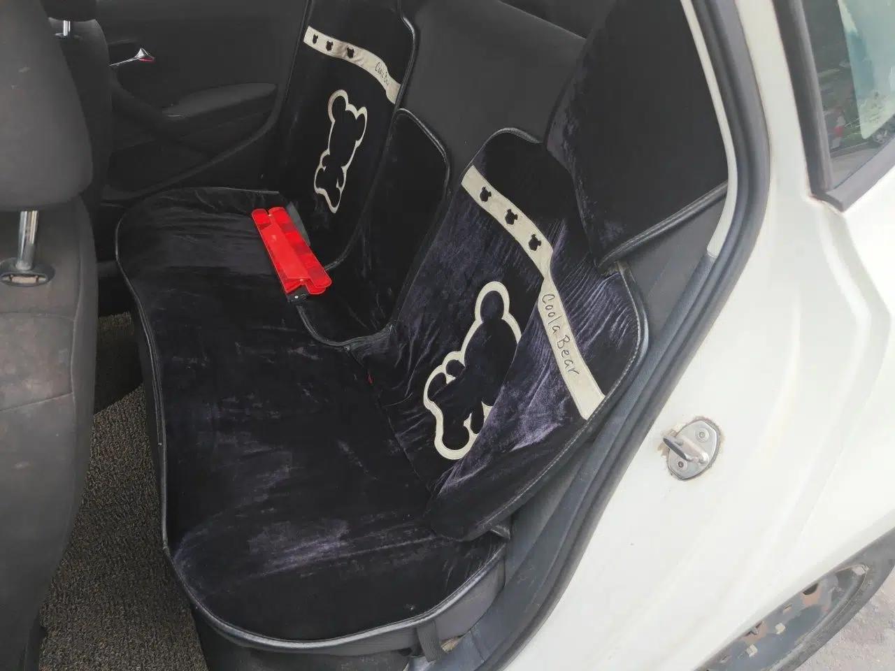 Volkswagen Polo 2011 1.4L Manual ZhiLe Edition — миниатюра 17