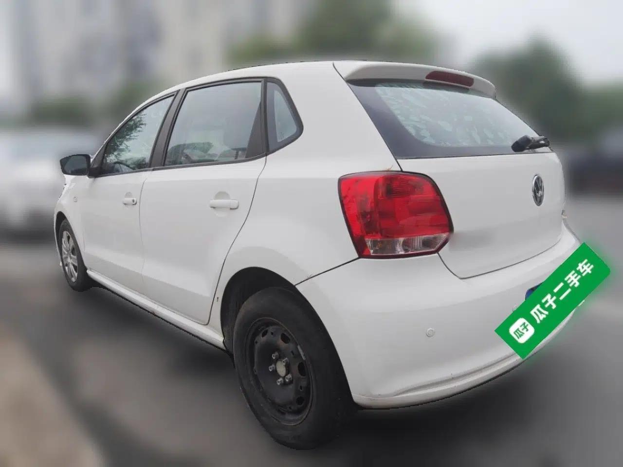 Volkswagen Polo 2011 1.4L Manual ZhiLe Edition — миниатюра 4