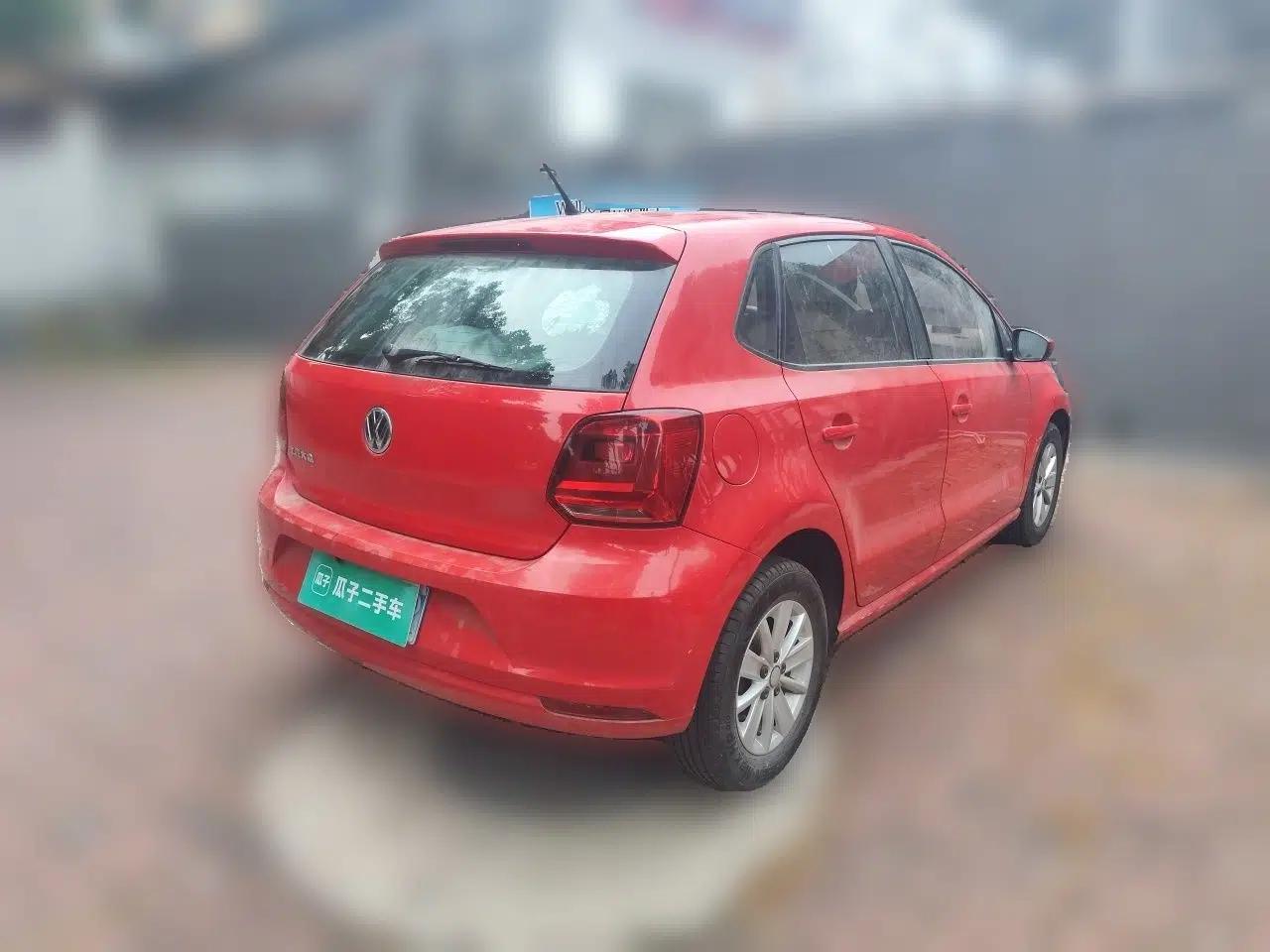 Volkswagen Polo 2016 1.4L Manual Fashion Model — миниатюра 6