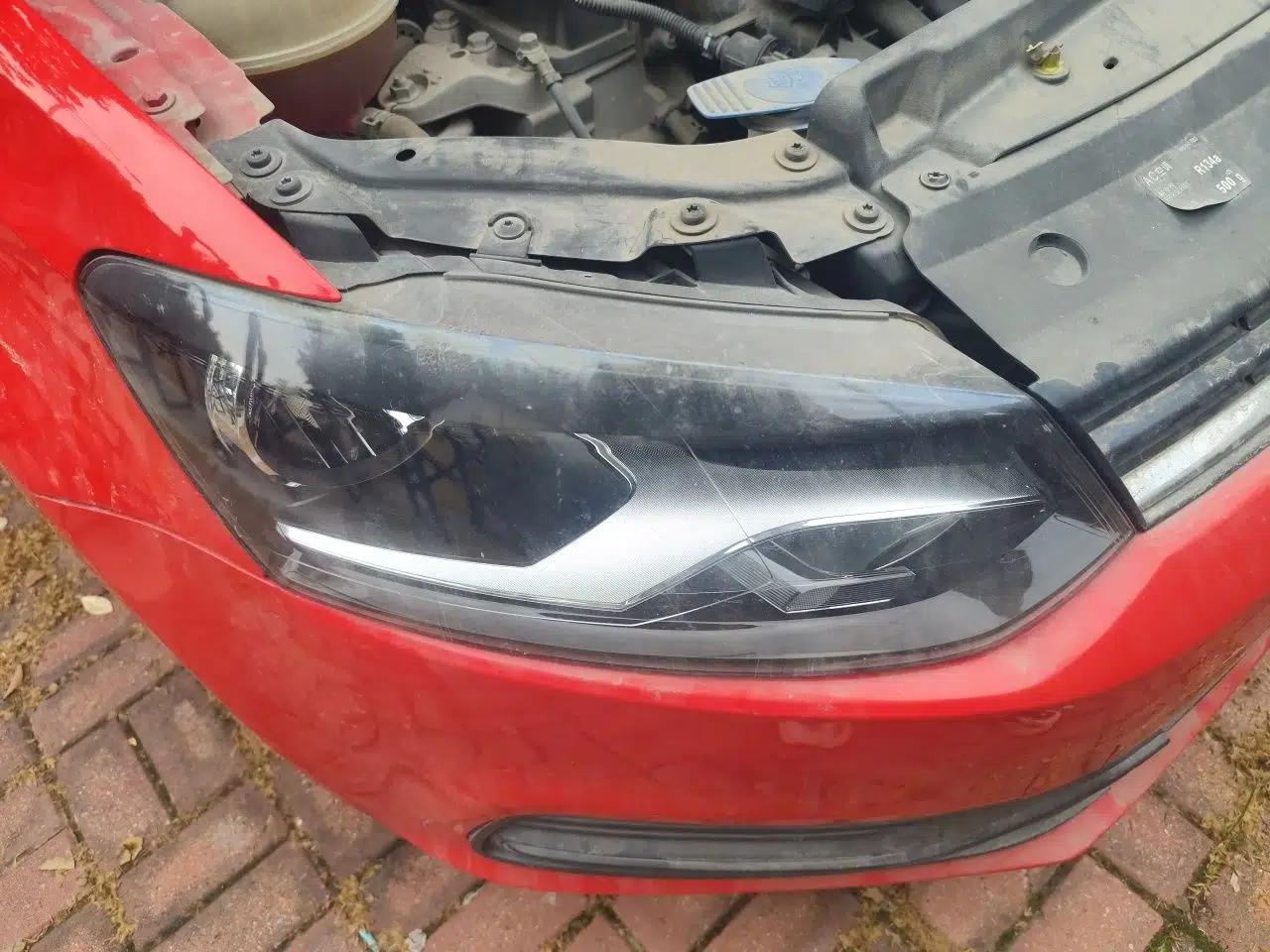 Volkswagen Polo 2016 1.4L Manual Fashion Model — миниатюра 7