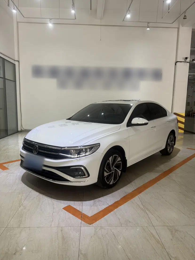 Volkswagen Bora 2023 200TSI DSG YueXing PRO Edition — миниатюра 1
