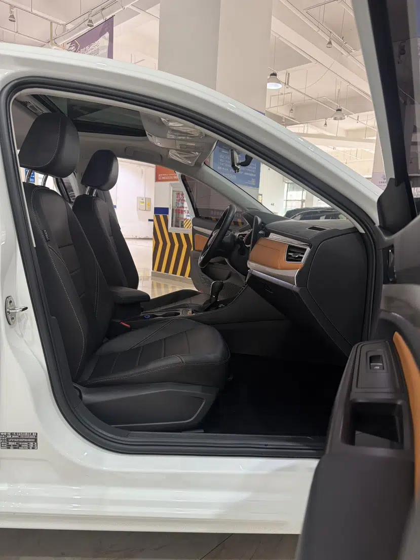 Volkswagen Bora 2023 200TSI DSG YueXing PRO Edition — миниатюра 18