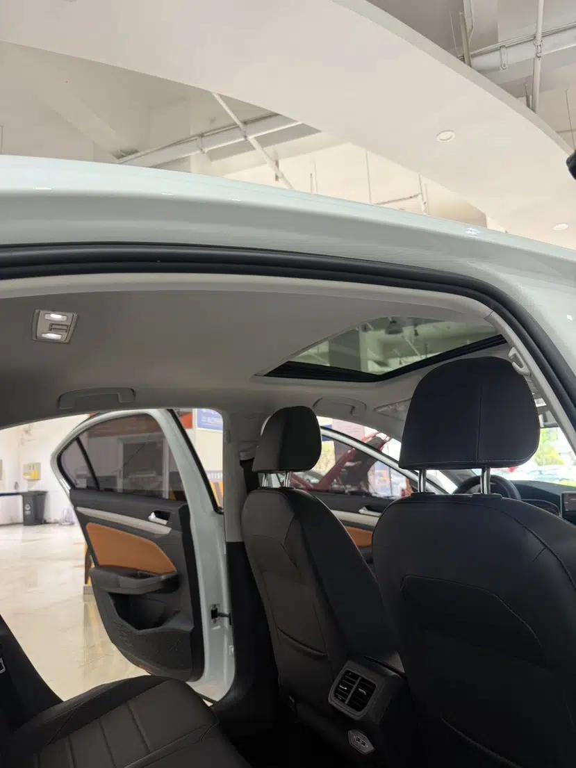 Volkswagen Bora 2023 200TSI DSG YueXing PRO Edition — миниатюра 19