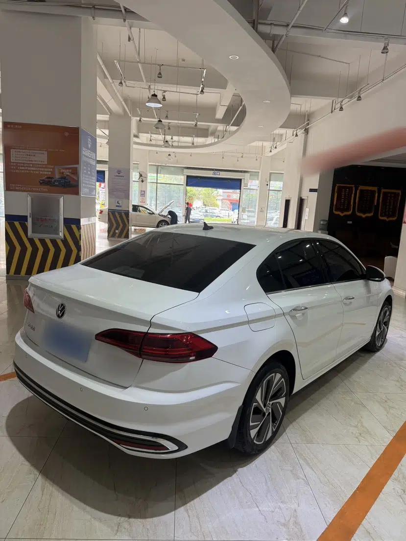 Volkswagen Bora 2023 200TSI DSG YueXing PRO Edition — миниатюра 6