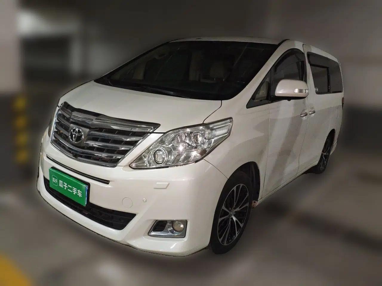 Toyota Alphard 2012 3.5L Luxury Edition — миниатюра 1