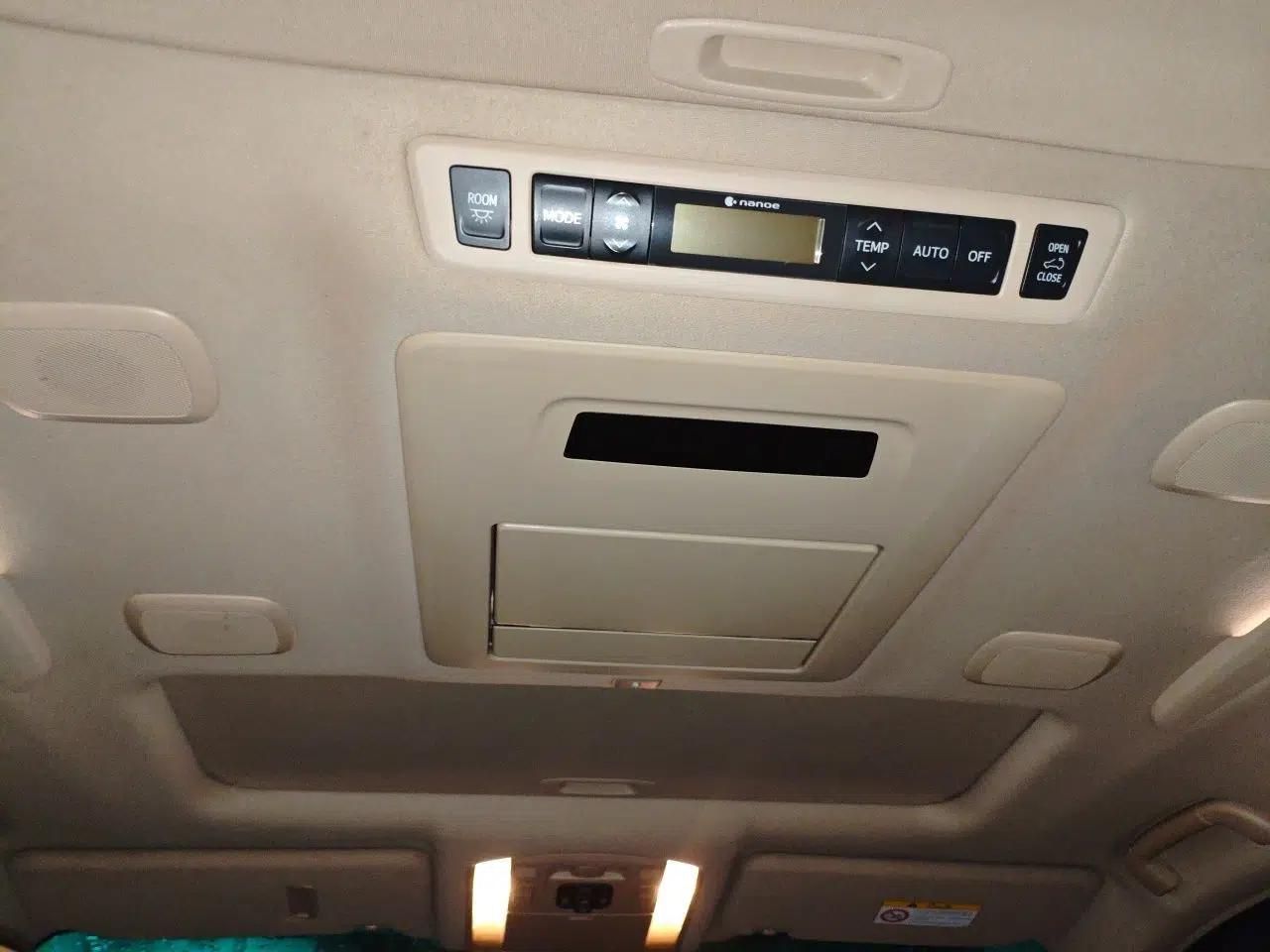 Toyota Alphard 2012 3.5L Luxury Edition — миниатюра 18