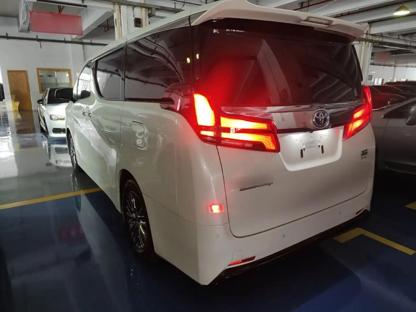 Toyota Alphard 2020 Dual-Engine 2.5L Prestige Edition — миниатюра 13