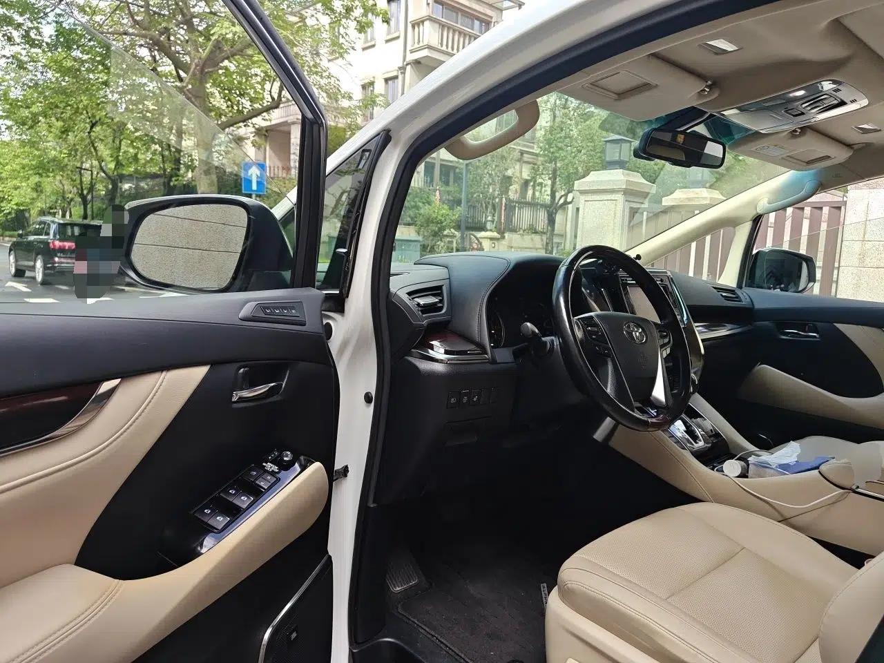 Toyota Alphard 2018 3.5L Luxury Edition — миниатюра 16