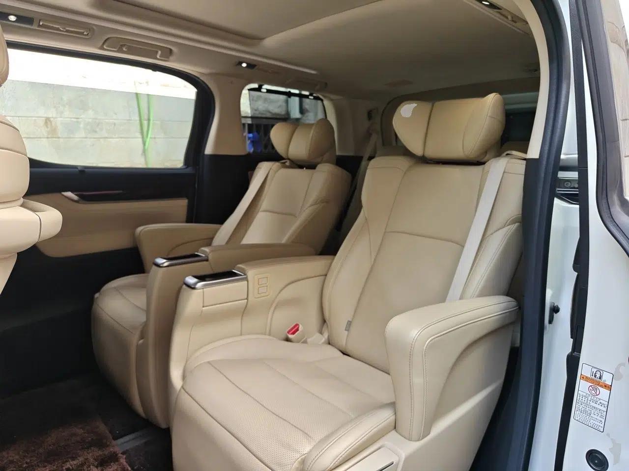 Toyota Alphard 2018 3.5L Luxury Edition — миниатюра 17