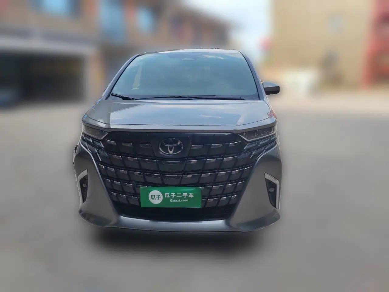 Toyota Alphard 2024 Dual-Engine 2.5L Deluxe Edition — миниатюра 2