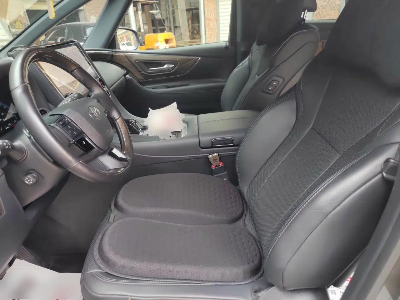 Toyota Alphard 2024 Dual-Engine 2.5L Deluxe Edition — миниатюра 15