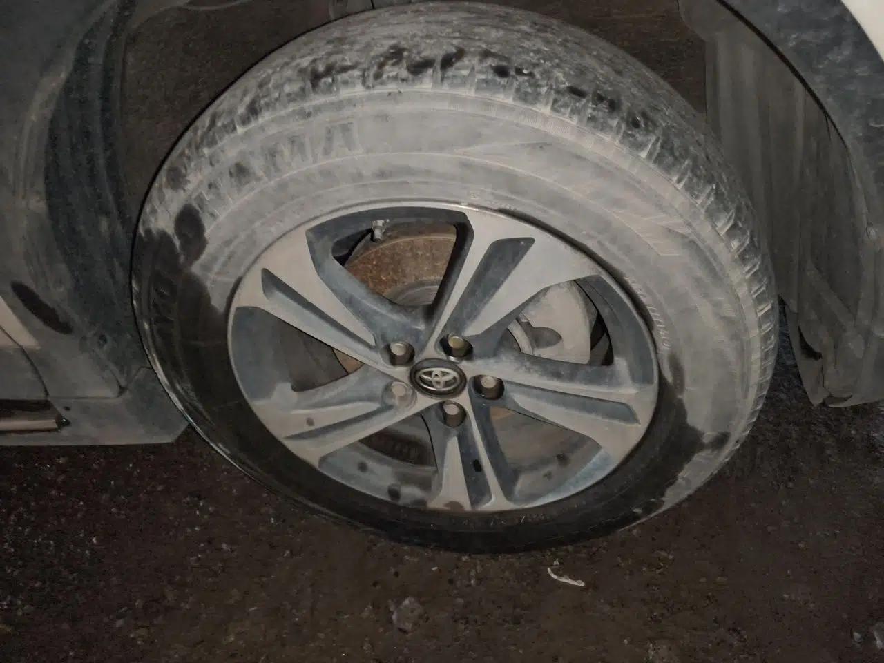 Toyota RAV4 2015 2.0L CVT Four-Wheel Drive New Edition — миниатюра 8