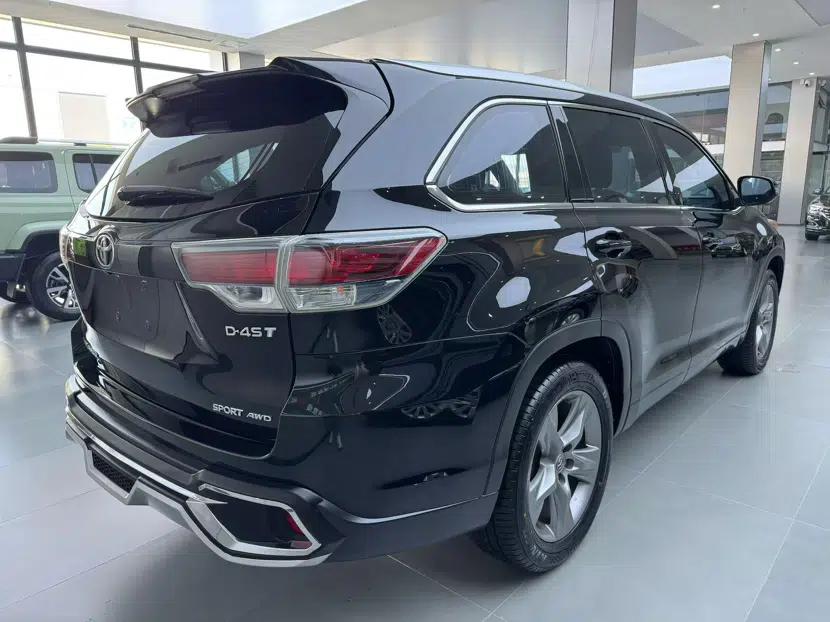 Toyota Highlander 2015 2.0T Four-Wheel Drive Luxury Edition 7-Seater — миниатюра 6