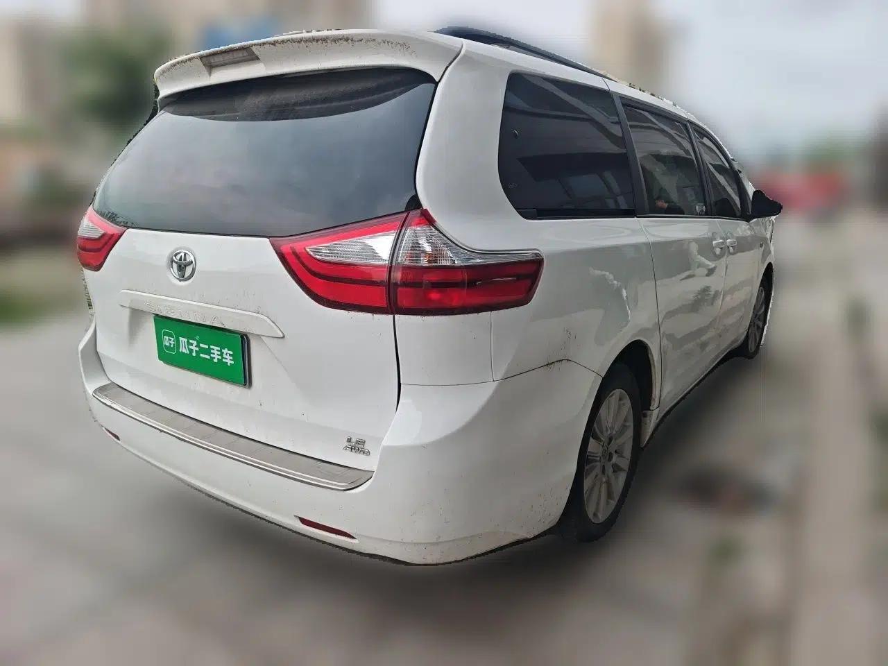 Toyota SIENNA 2015 3.5L 4WD LE Gasoline U.S. Specification — миниатюра 6