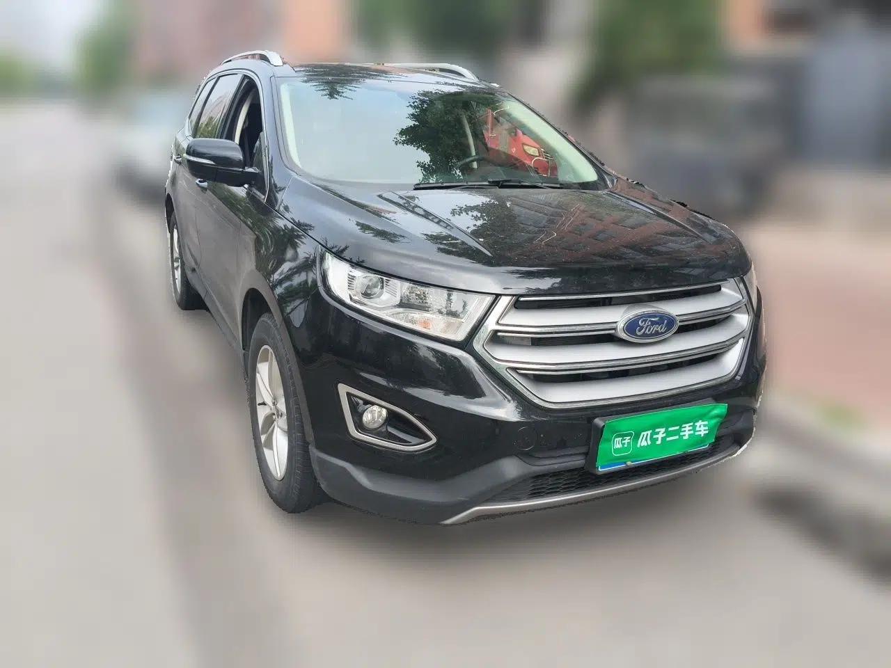 Ford Edge 2017 EcoBoost 245 Two-Drive Platinum Edition 5 Seats — миниатюра 3