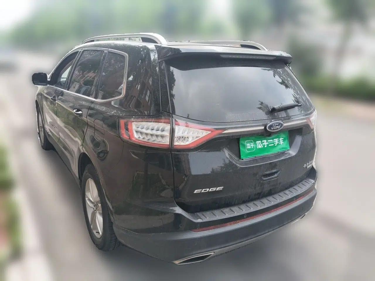Ford Edge 2017 EcoBoost 245 Two-Drive Platinum Edition 5 Seats — миниатюра 4