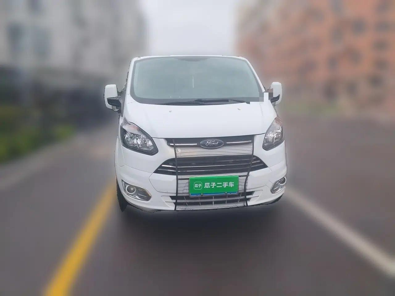 Ford Transit 2019 2.0T Diesel Commercial & Travel Short Wheelbase Low-Roof 7-Seater China VI Standard — миниатюра 2