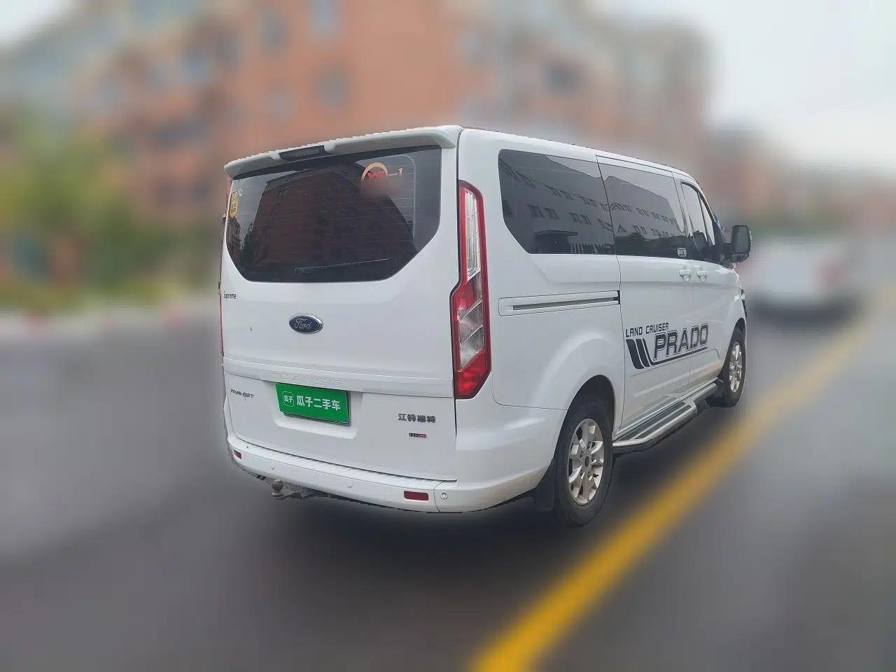 Ford Transit 2019 2.0T Diesel Commercial & Travel Short Wheelbase Low-Roof 7-Seater China VI Standard — миниатюра 6
