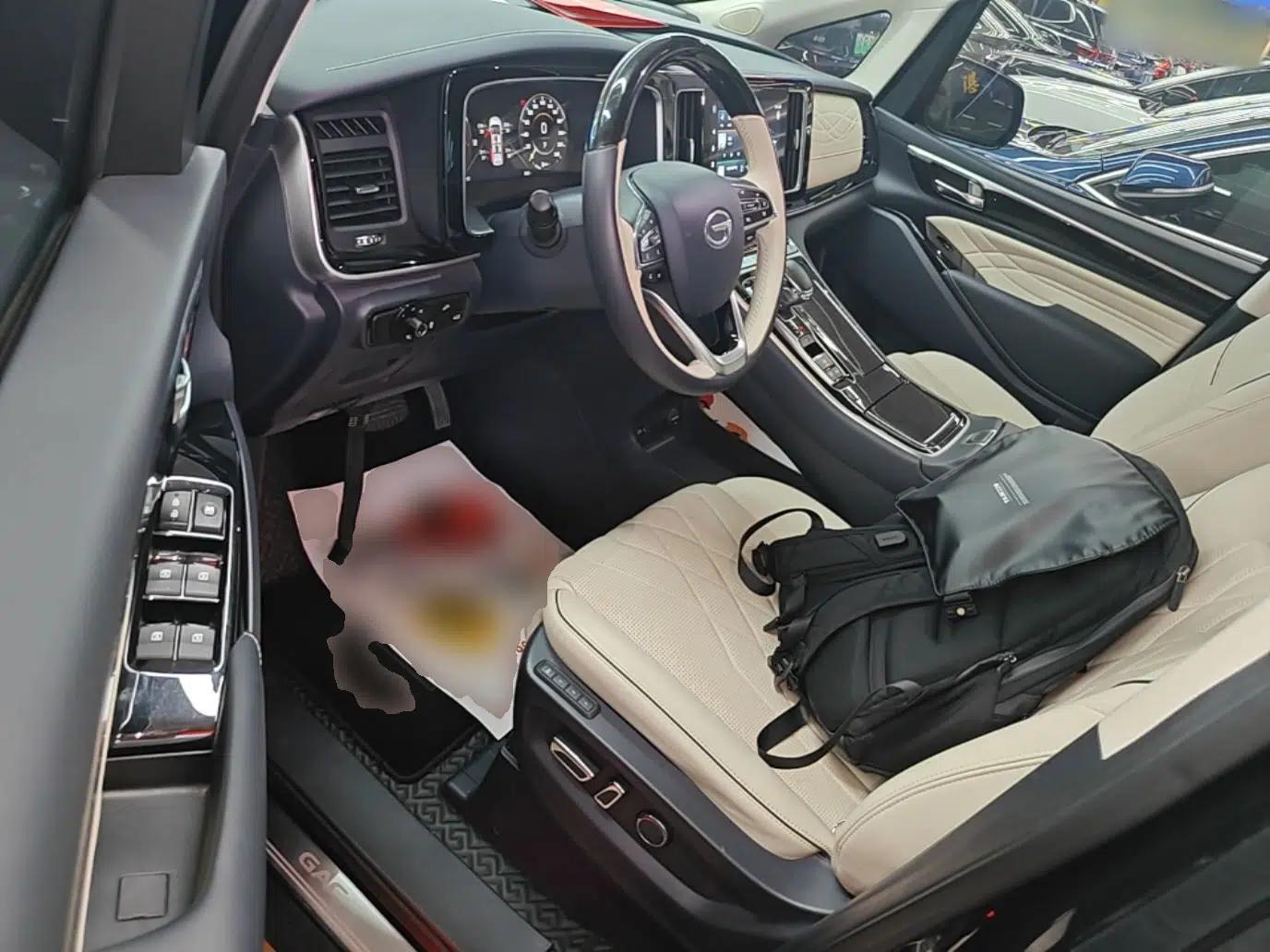 GAC Trumpchi M8 2021 Master Series 390T Four-Seat Deluxe Edition — миниатюра 18