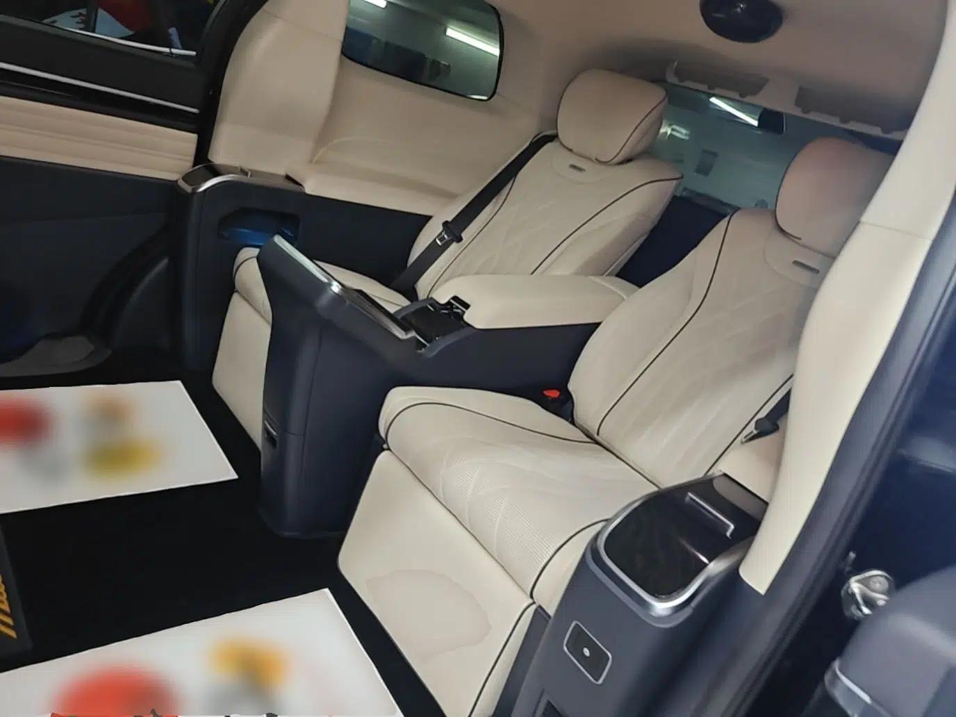 GAC Trumpchi M8 2021 Master Series 390T Four-Seat Deluxe Edition — миниатюра 20