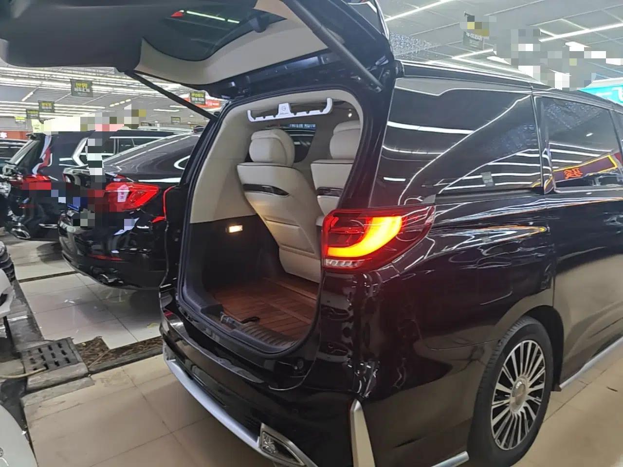 GAC Trumpchi M8 2021 Master Series 390T Four-Seat Deluxe Edition — миниатюра 22