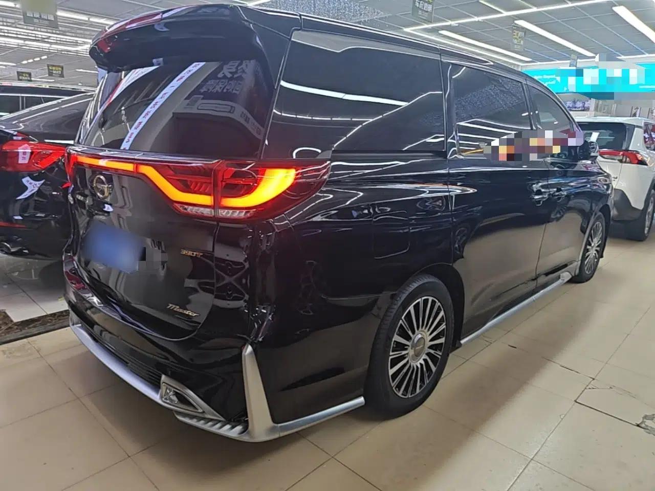 GAC Trumpchi M8 2021 Master Series 390T Four-Seat Deluxe Edition — миниатюра 6