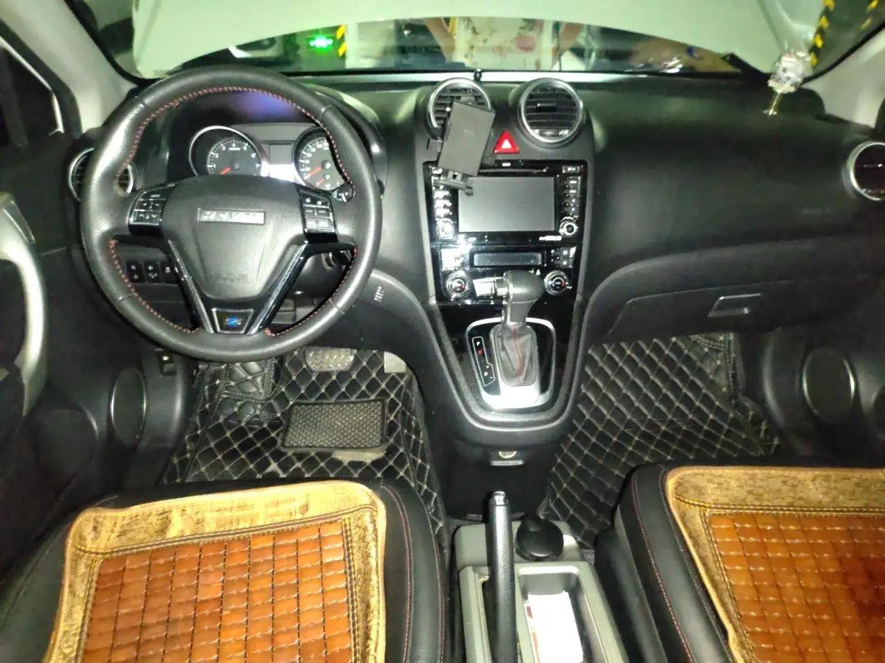 Haval H6 2016 Upgraded Model 1.5T Automatic Two-Wheel Drive Elite Version — миниатюра 9