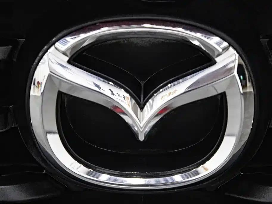 Mazda3 Axela 2019 Cloud Control Edition Hatchback 1.5L Automatic Comfort Model (China VI Emission Standard) — миниатюра 9