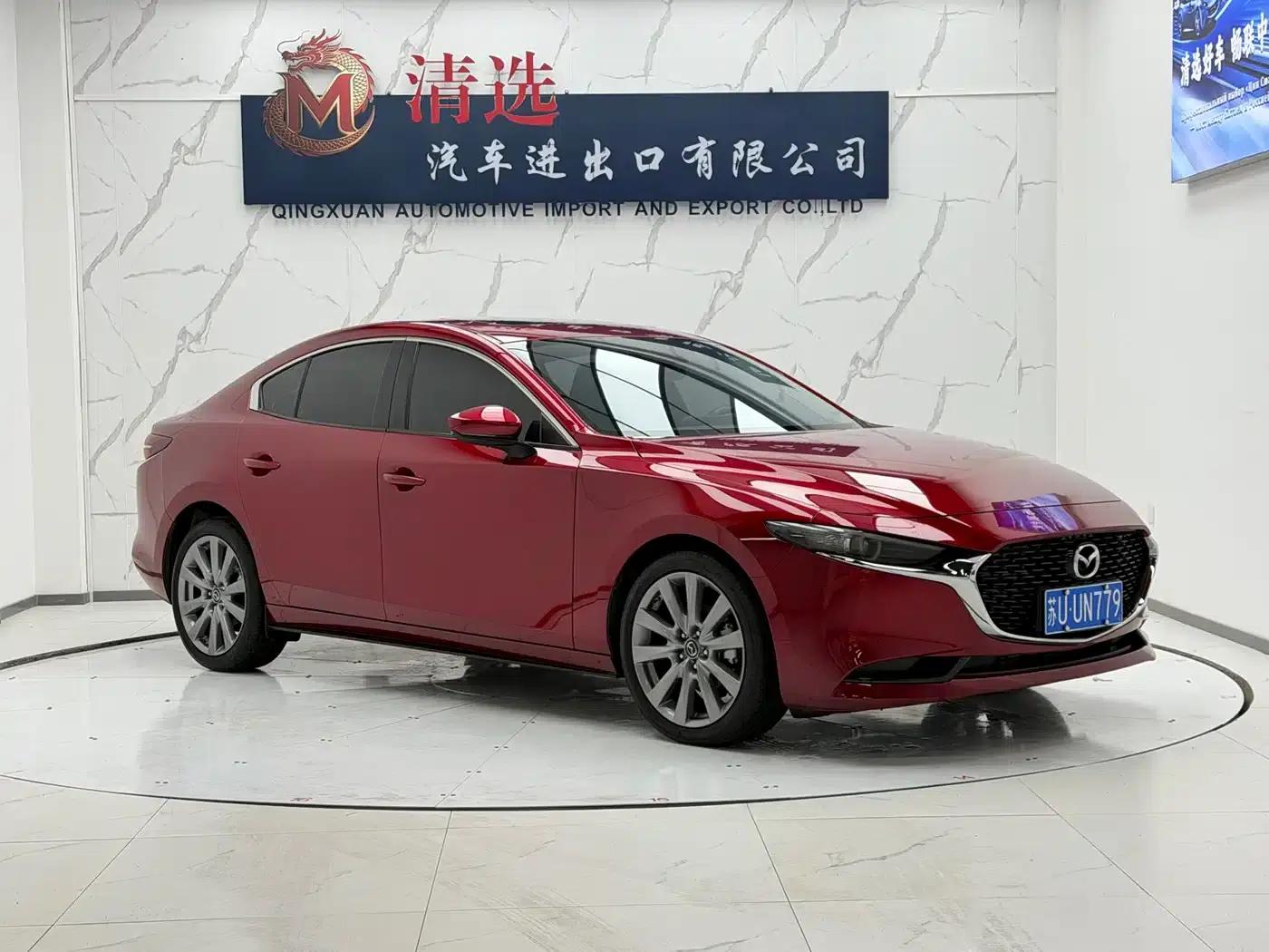 Mazda3 Axela 2023 2.0L Automatic Premium Edition — миниатюра 3