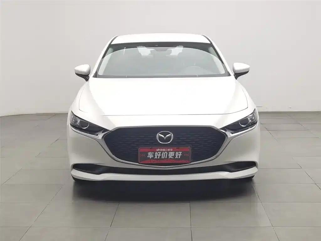 Mazda3 Axela 2022 2.0L Automatic E-Engine Edition — миниатюра 3