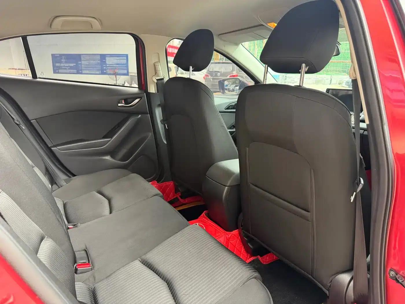 Mazda3 Axela 2016 Sedan 1.5L Automatic Comfort — миниатюра 7