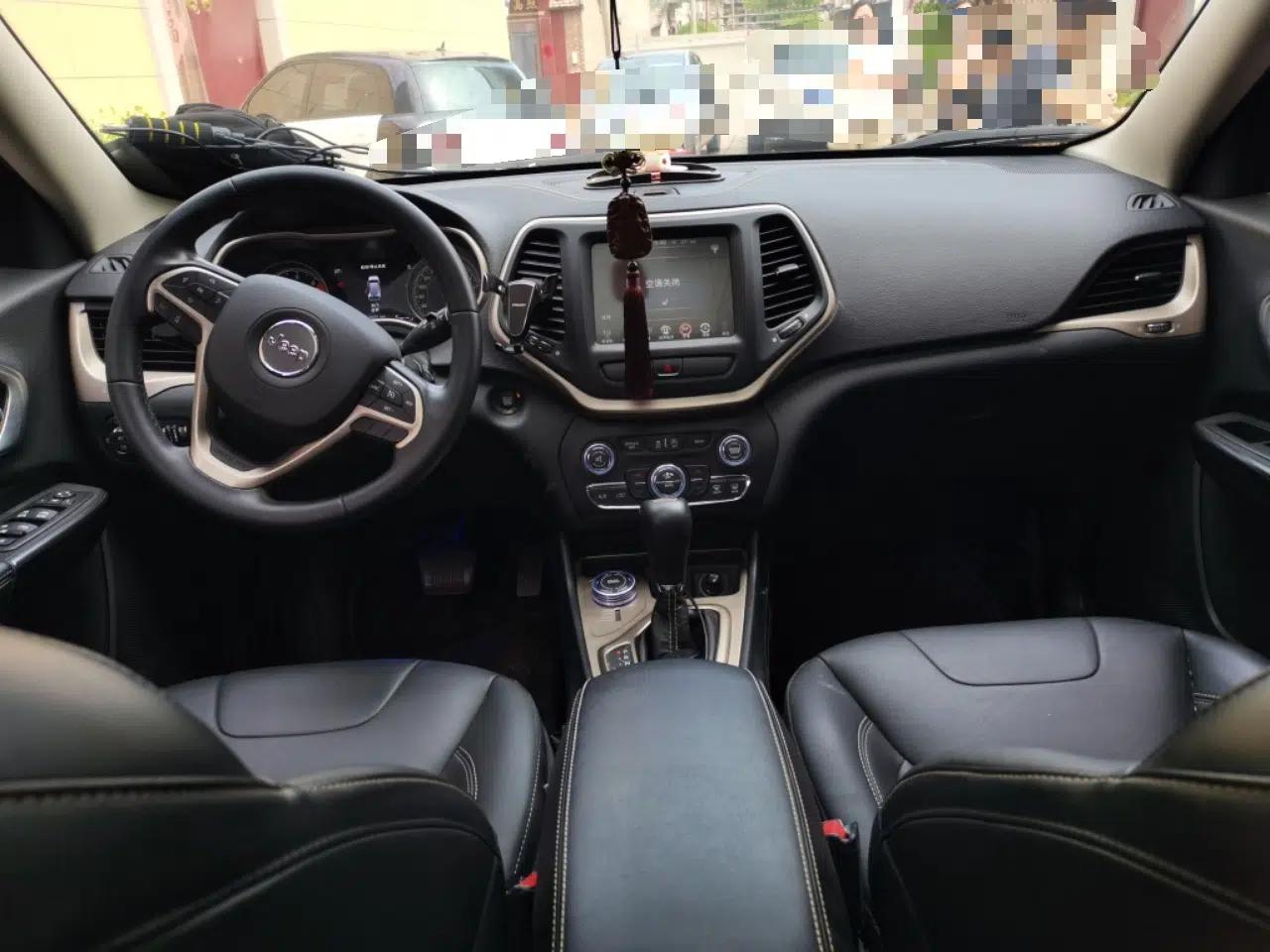 Jeep Cherokee 2016 2.4L Professional Smart Version — миниатюра 9