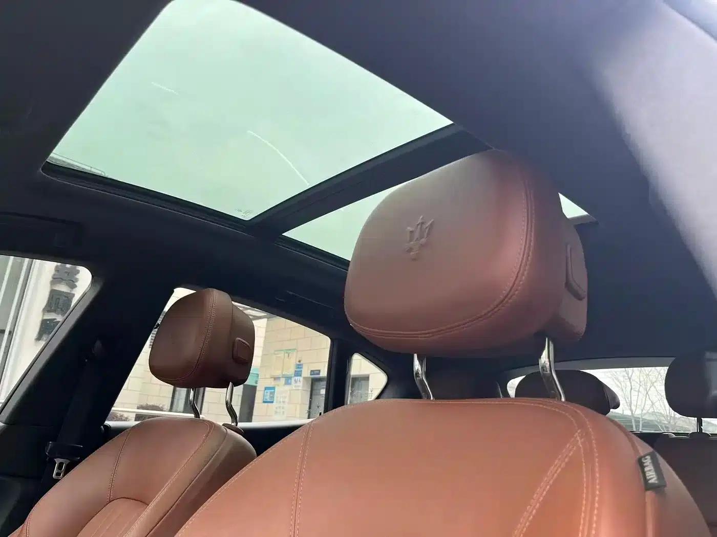 2018 Levante 3.0T Classic Edition — миниатюра 12