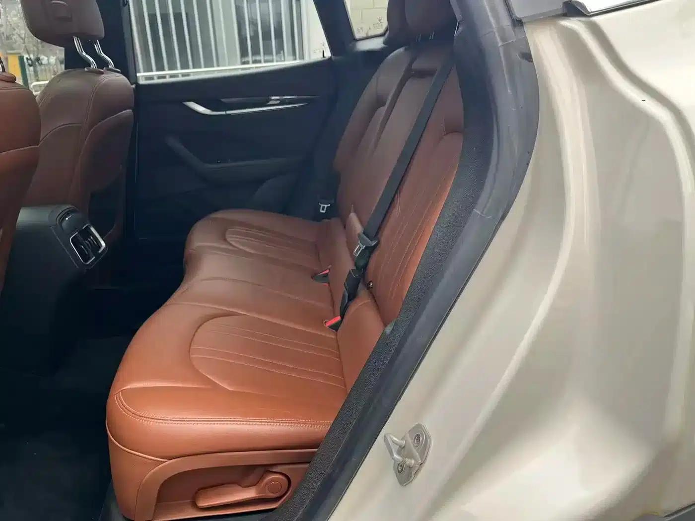 2018 Levante 3.0T Classic Edition — миниатюра 13