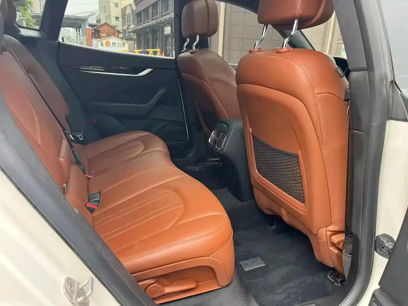 2018 Levante 3.0T Classic Edition — миниатюра 17