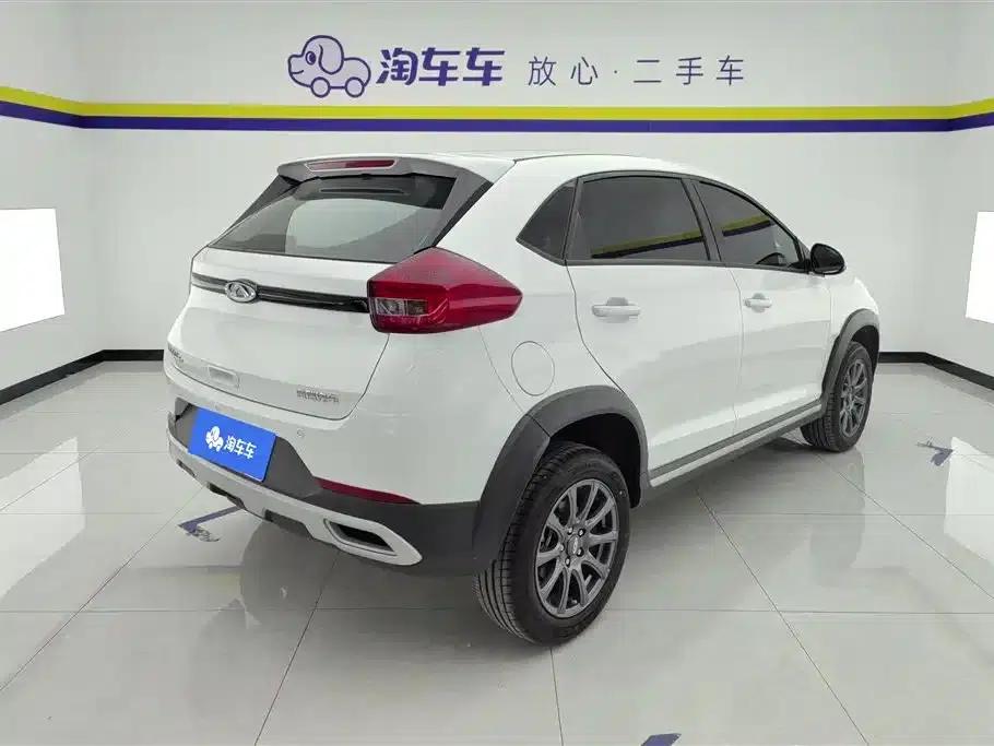 Chery Tiggo 3x 2024 1.5L CVT Premium Edition — миниатюра 3