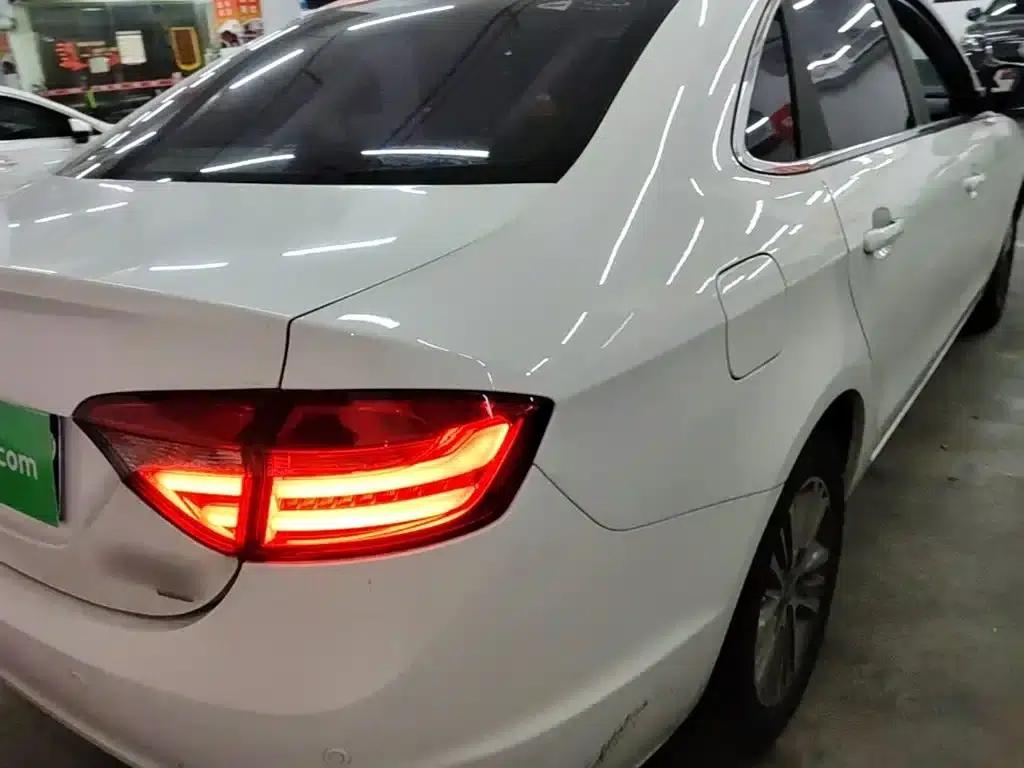 Chery Arrizo 7 2016 1.6L CVT Premium Edition — миниатюра 8