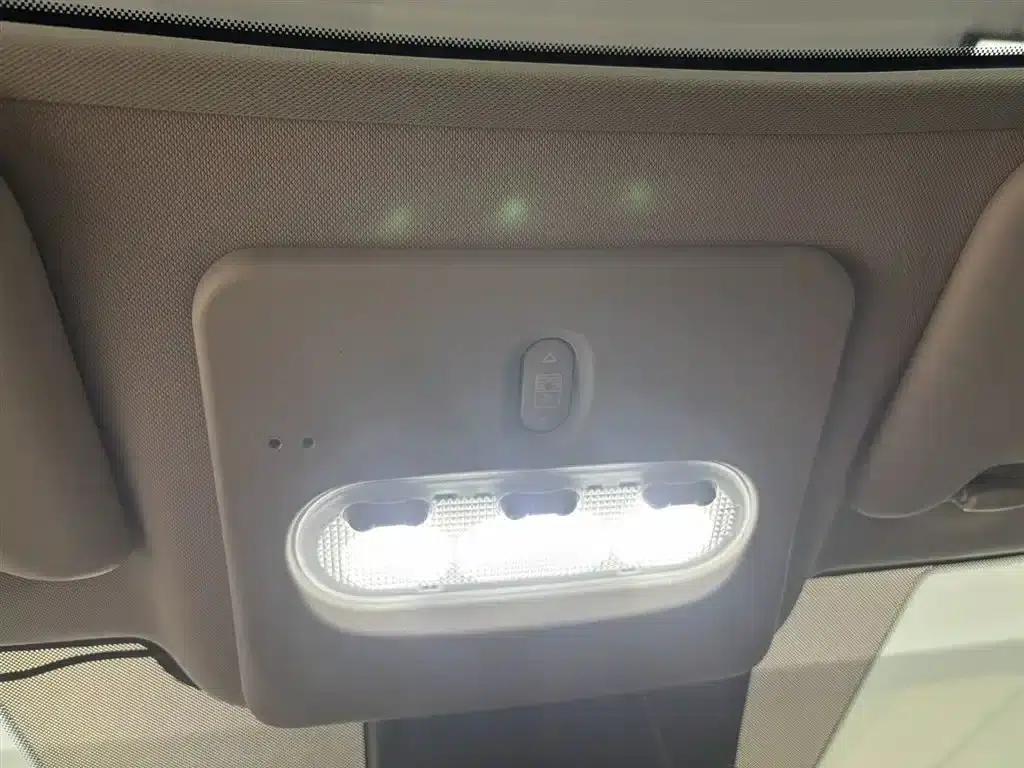 Nissan Qashqai 2022 2.0L CVT XV Prem.Pro Luxury Navigation Edition — миниатюра 12