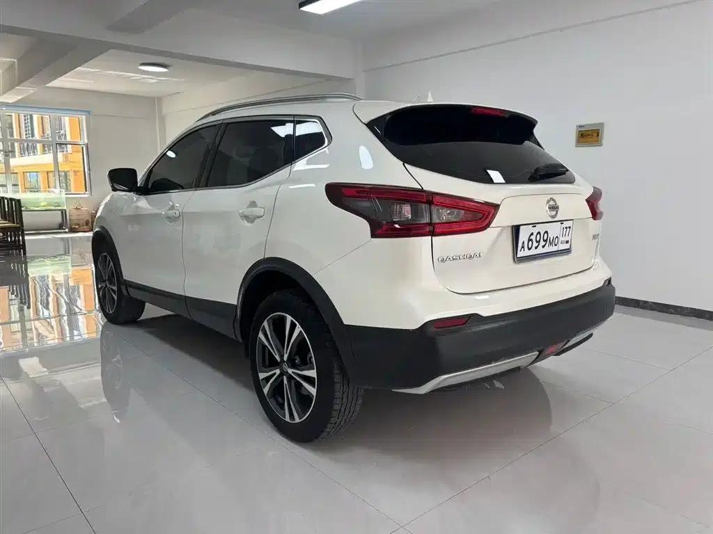 Nissan Qashqai 2022 2.0L CVT XV Prem.Pro Luxury Navigation Edition — миниатюра 16