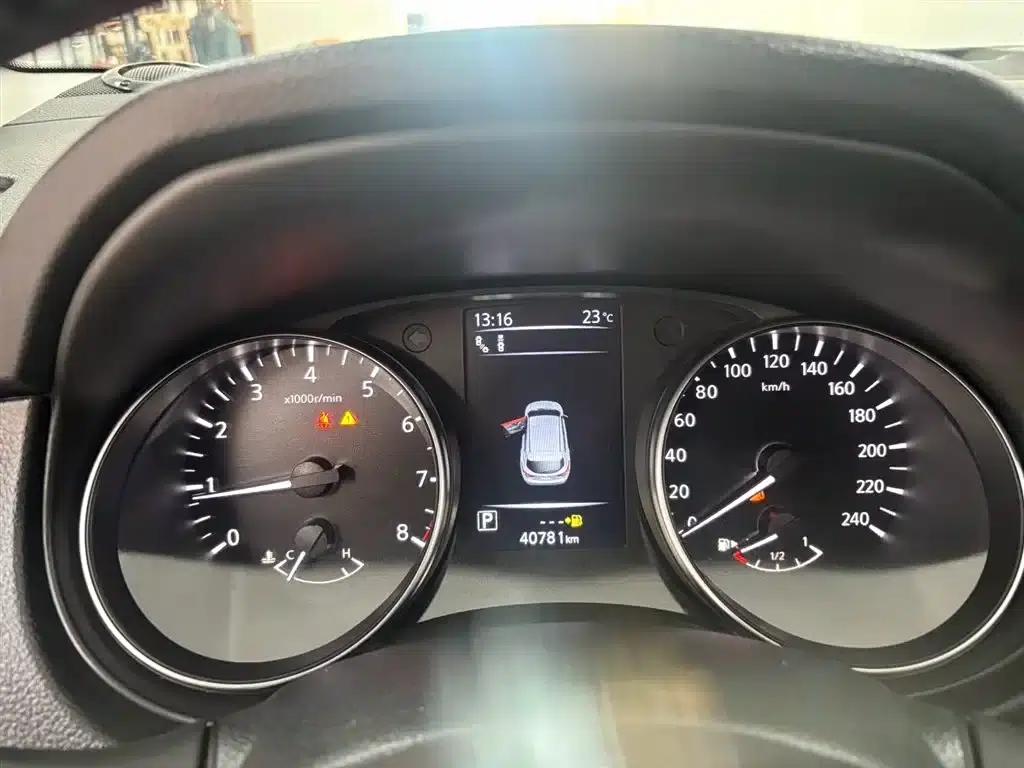 Nissan Qashqai 2022 2.0L CVT XV Prem.Pro Luxury Navigation Edition — миниатюра 20