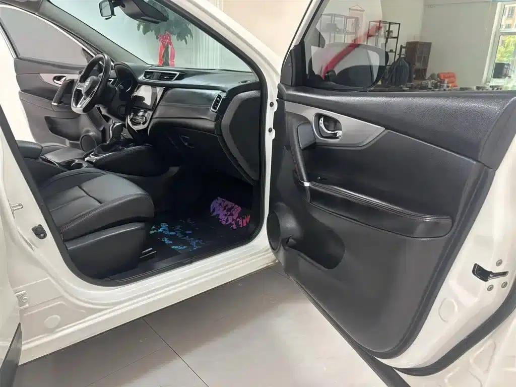 Nissan Qashqai 2022 2.0L CVT XV Prem.Pro Luxury Navigation Edition — миниатюра 5